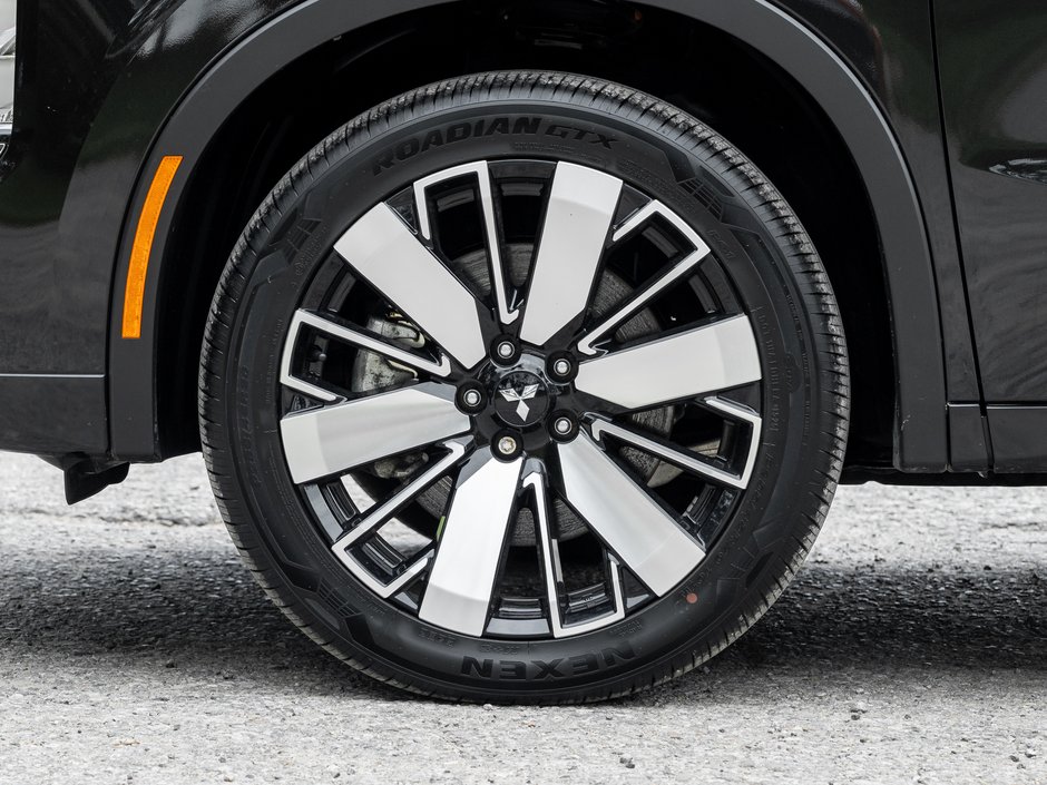 2025 Mitsubishi Outlander GT S-AWC CPO FINANCE RATES FOR AS LOW AS 0.90%-3