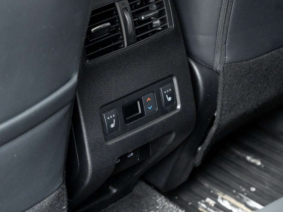 2025 Mitsubishi Outlander GT S-AWC CPO FINANCE RATES FOR AS LOW AS 0.90%-27
