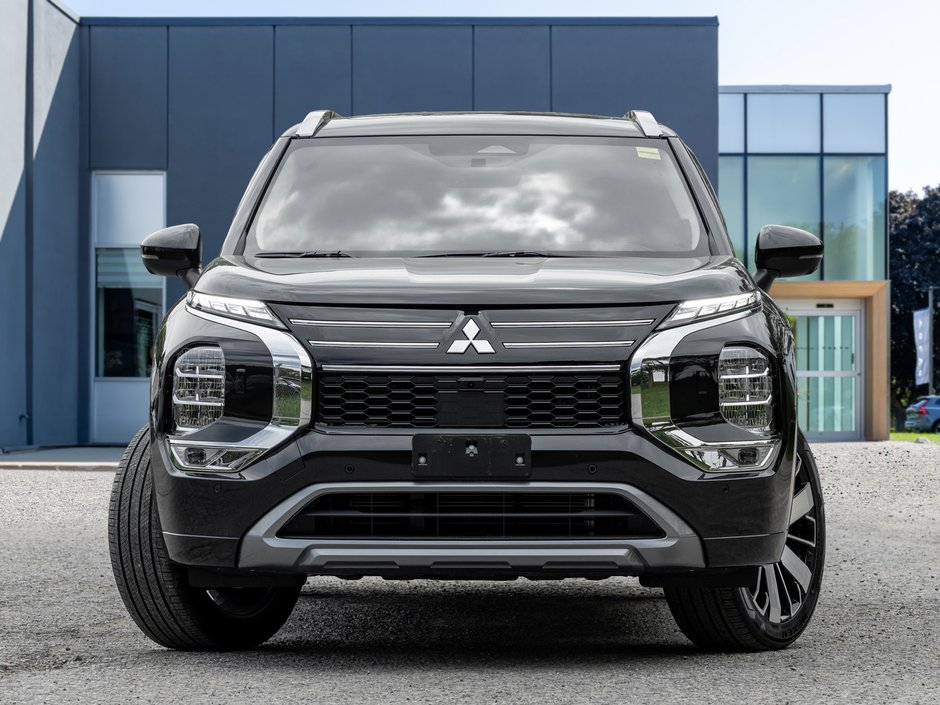 2025 Mitsubishi Outlander GT S-AWC CPO FINANCE RATES FOR AS LOW AS 0.90%-1