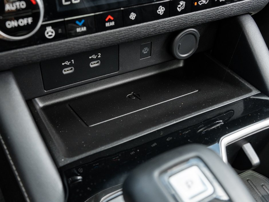 2025 Mitsubishi Outlander GT S-AWC CPO FINANCE RATES FOR AS LOW AS 0.90%-21
