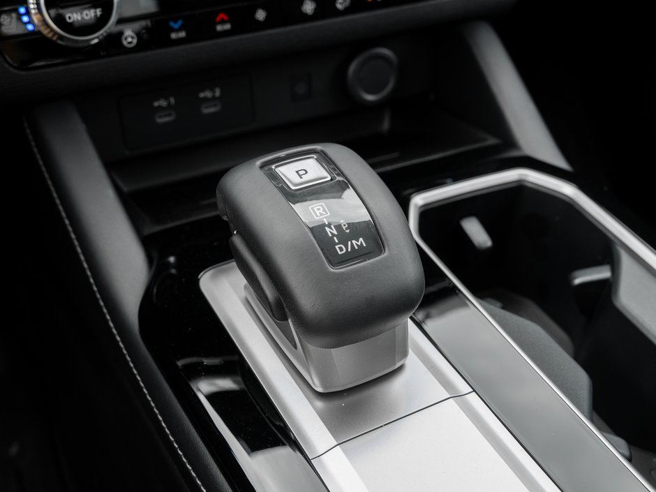 2025 Mitsubishi Outlander GT S-AWC CPO FINANCE RATES FOR AS LOW AS 0.90%-18