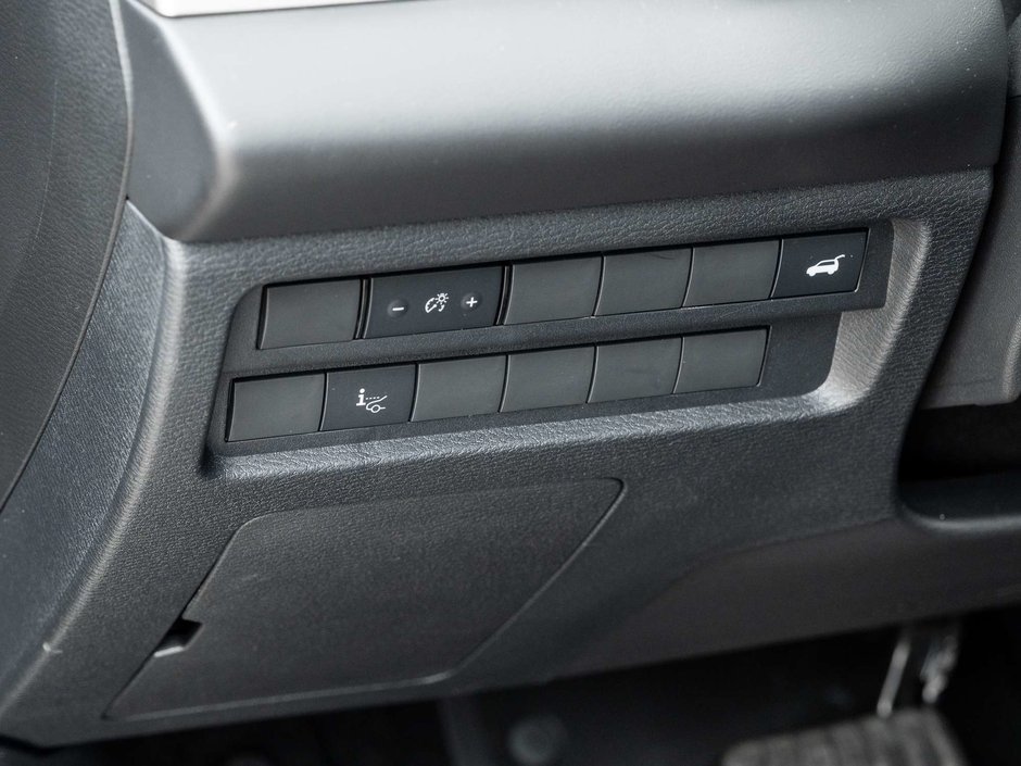2025 Mitsubishi Outlander GT S-AWC CPO FINANCE RATES FOR AS LOW AS 0.90%-17