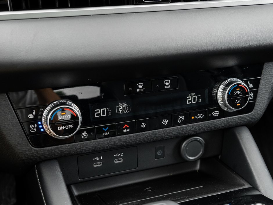 2025 Mitsubishi Outlander GT S-AWC CPO FINANCE RATES FOR AS LOW AS 0.90%-21