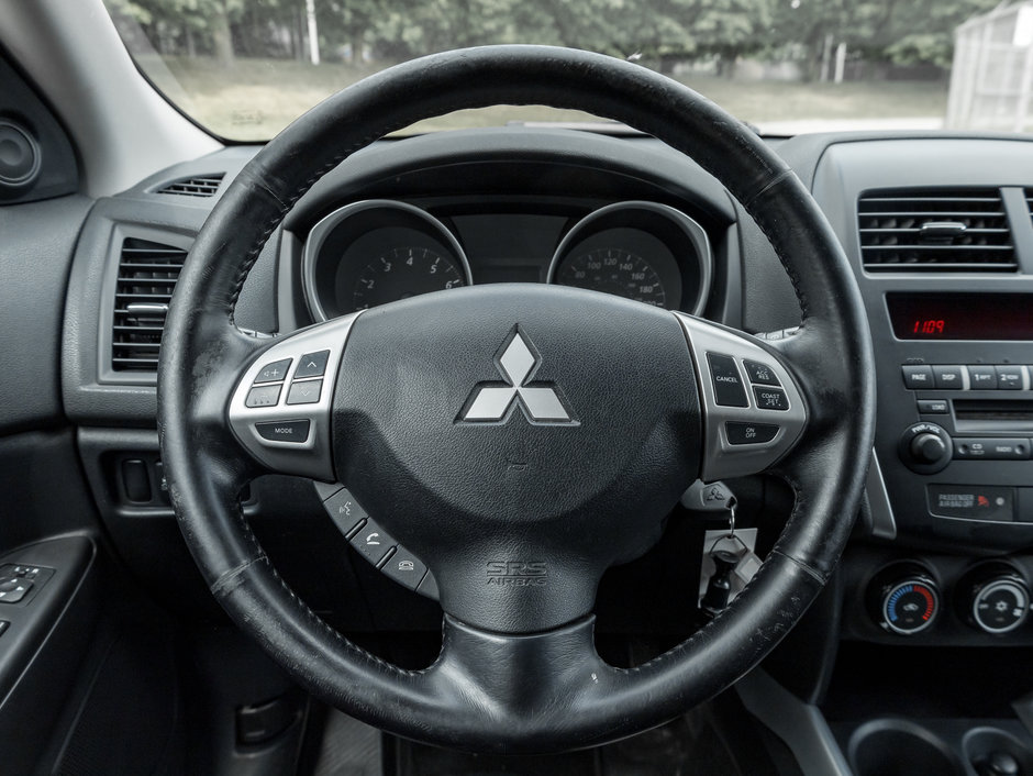 Mitsubishi RVR 2WD 4dr Man ES 2011-7