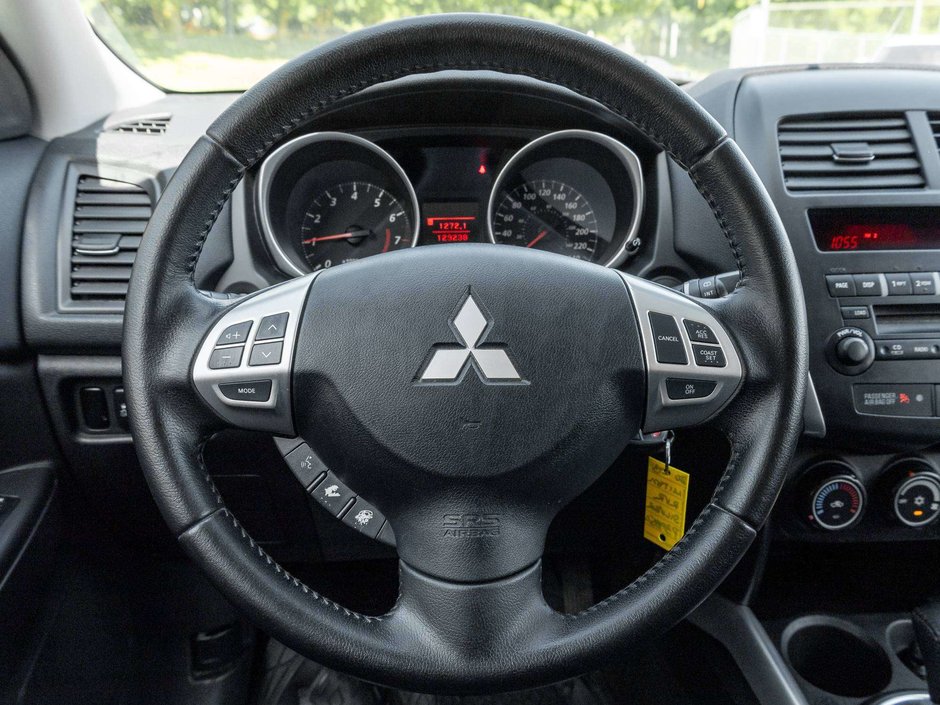 Mitsubishi RVR SE  TRADE IN  AS IS  AS TRADED 2013-7