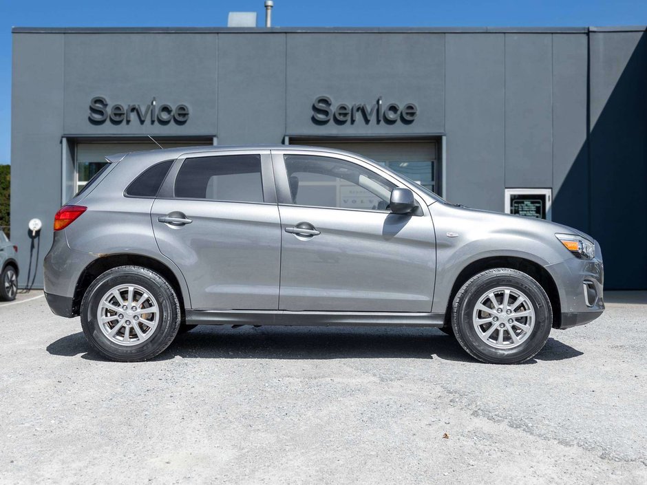 Mitsubishi RVR SE  TRADE IN  AS IS  AS TRADED 2013-4