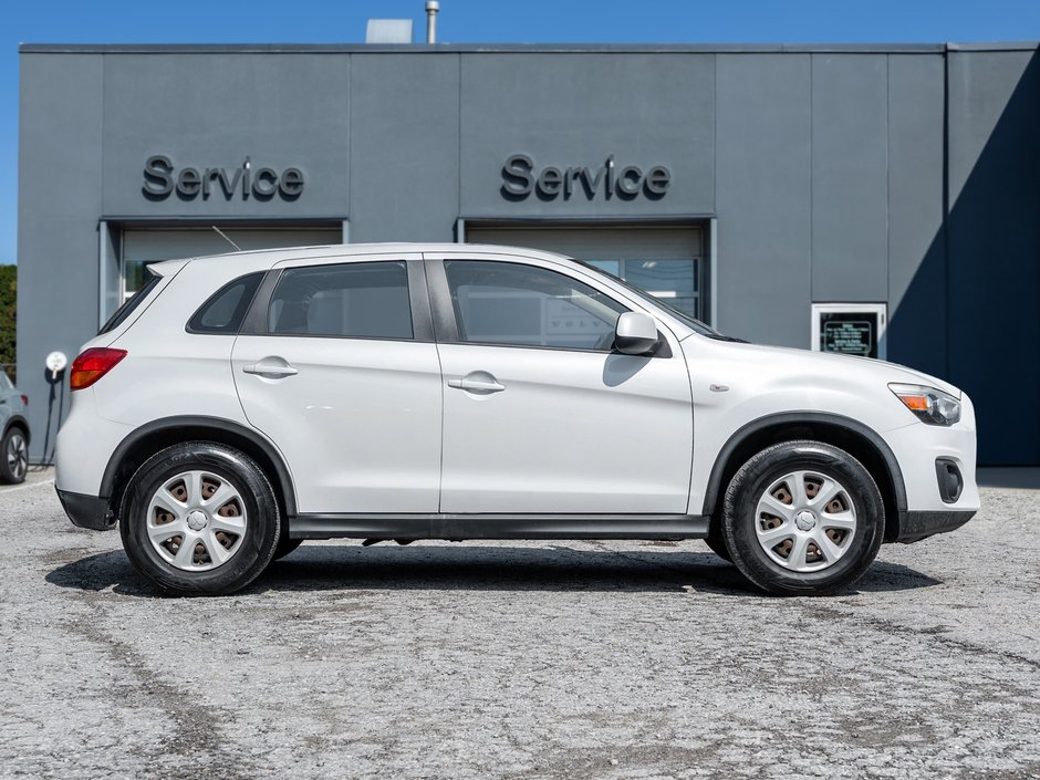 2015 Mitsubishi RVR 2WD 4dr Manual ES   AS IS-4