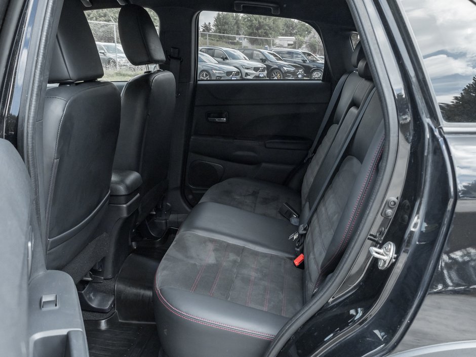 2020 Mitsubishi RVR Limited Edition AWC-18