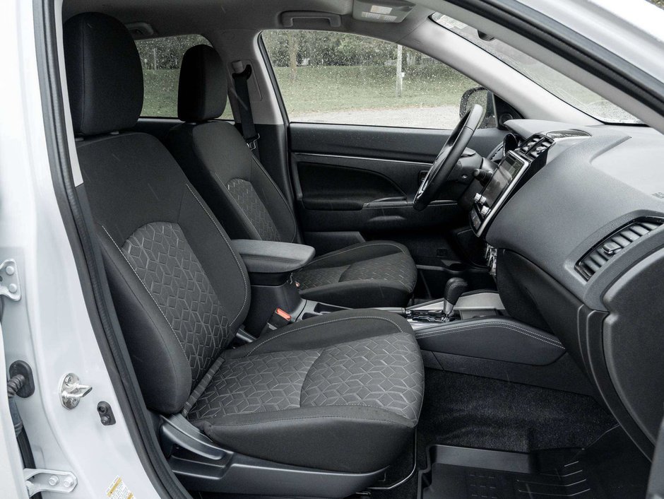 2023 Mitsubishi RVR SE S-AWC CPO FINANCE RATES FOR AS LOW AS 0.90%-18