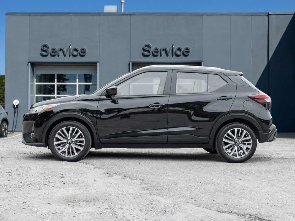 2021 Nissan Kicks SV FWD-2