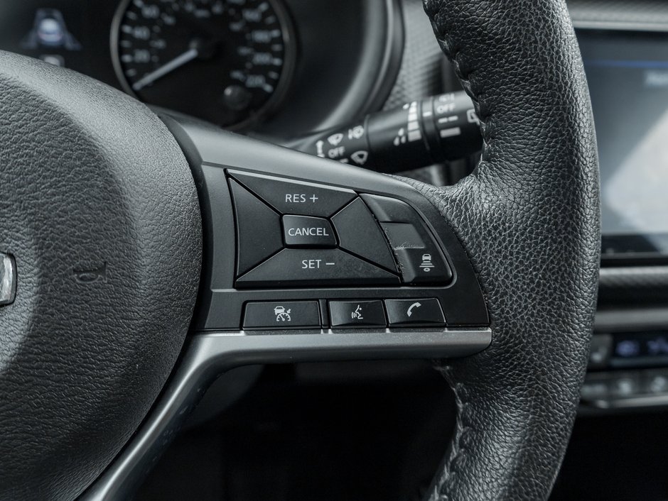 2021 Nissan Kicks SV FWD-9