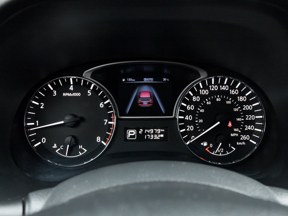 2014 Nissan Pathfinder 4WD 4dr SL-8