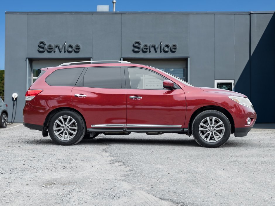 2014 Nissan Pathfinder 4WD 4dr SL-5