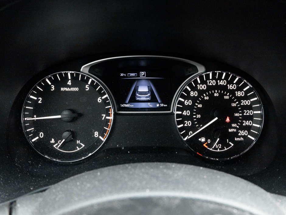 2016 Nissan Pathfinder SL-8