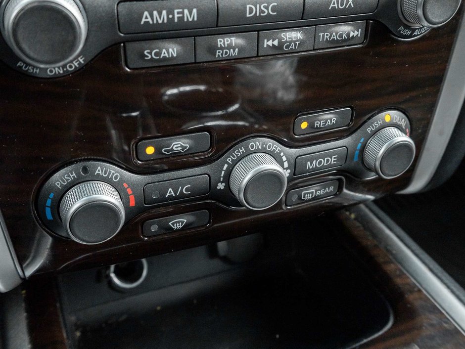 2016 Nissan Pathfinder SL-17