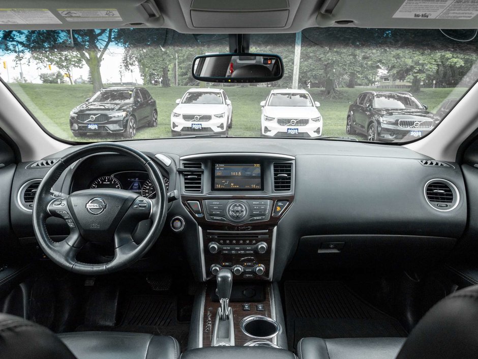2016 Nissan Pathfinder SL-25