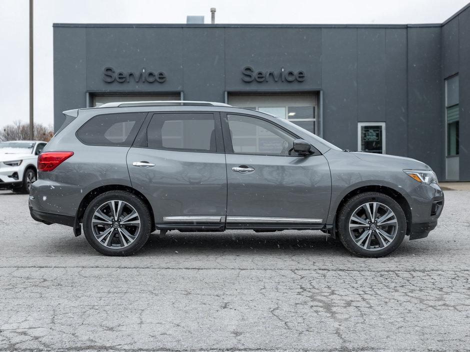 Nissan Pathfinder 4x4 Platinum 2019-4