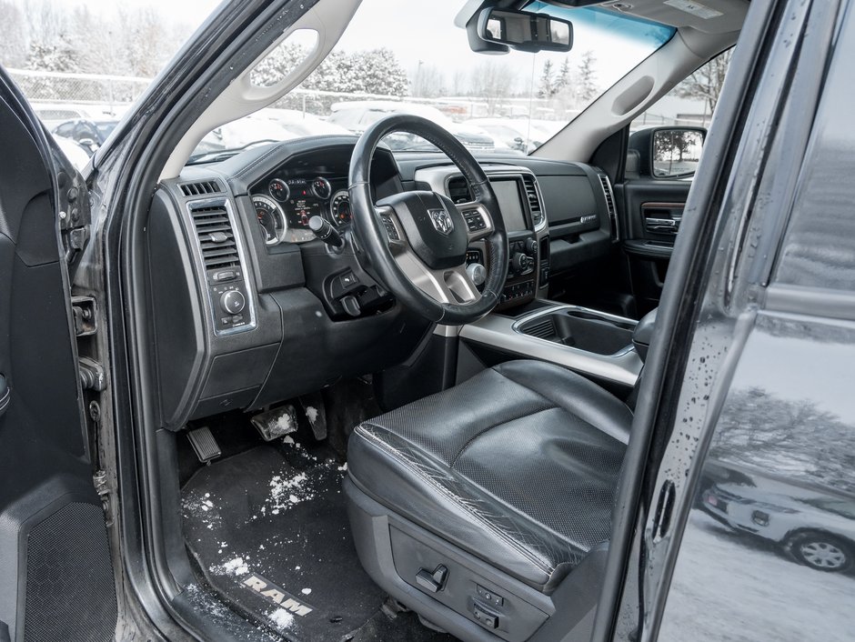 2015 Ram 1500 4WD Crew Cab Laramie ONE OWNER  NO ACIDENTS  AS IS-7