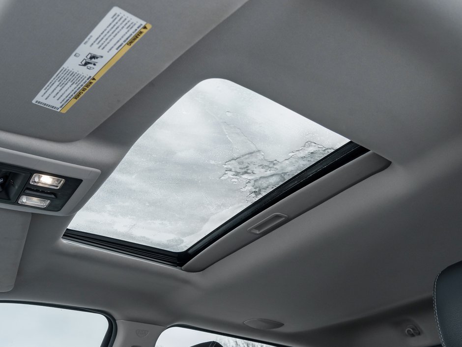 2015 Ram 1500 4WD Crew Cab Laramie ONE OWNER  NO ACIDENTS  AS IS-19