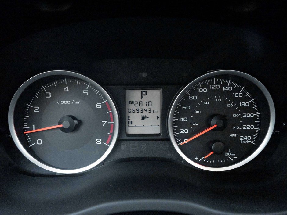 Subaru Forester 2.5i  TRADE IN  LOW KM  AS TRADED  BOXER ENGINE 2014-8