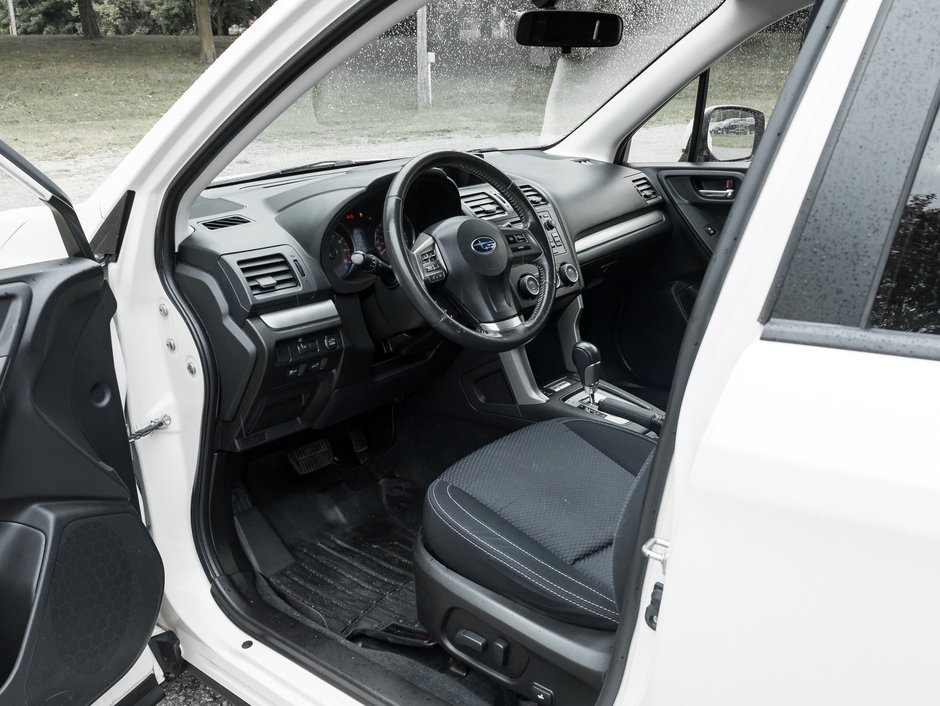 2015 Subaru Forester 5dr Wgn CVT 2.5i Touring-6