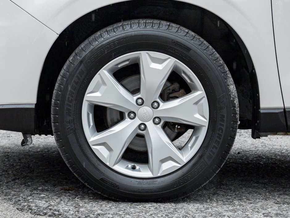 2015 Subaru Forester 5dr Wgn CVT 2.5i Touring-3