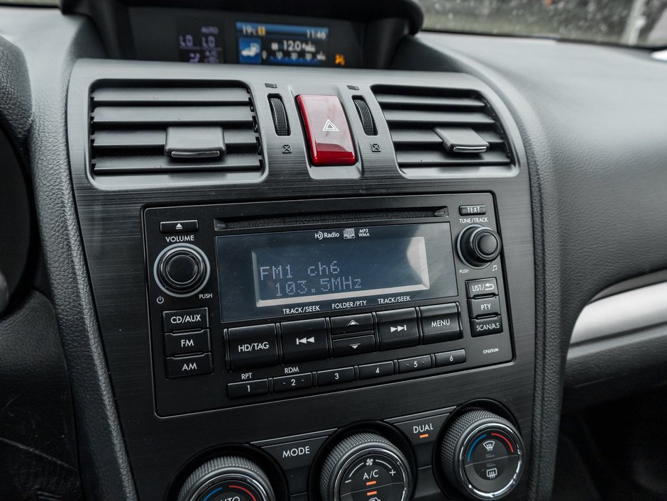 2015 Subaru Forester 5dr Wgn CVT 2.5i Touring-16