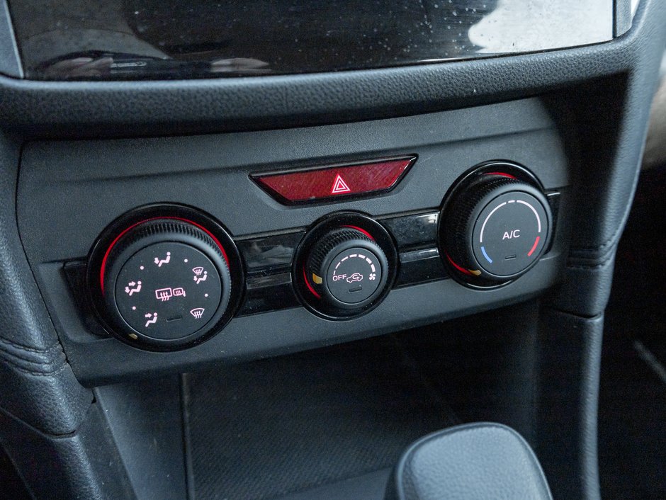 2017 Subaru Impreza 5dr HB Convenience  AS IS -AS TRADED  LOW KM-14