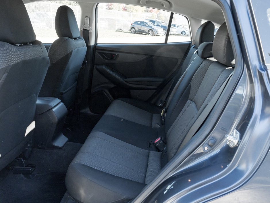 2017 Subaru Impreza 5dr HB Convenience  AS IS -AS TRADED  LOW KM-19