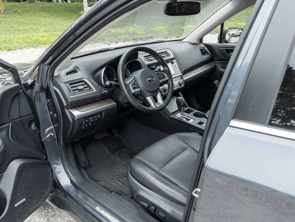 Subaru Outback 3.6R w/Limited Pkg  TRADE IN  AS IS  AS TRTADED 2016-6