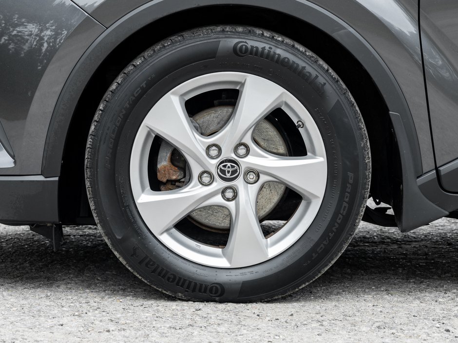2019 Toyota C-HR FWD   AVAILABLE FOR FINANCING-3