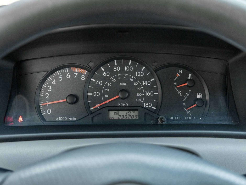 Toyota Corolla CE  AS IS  AS TRADED 2006-10