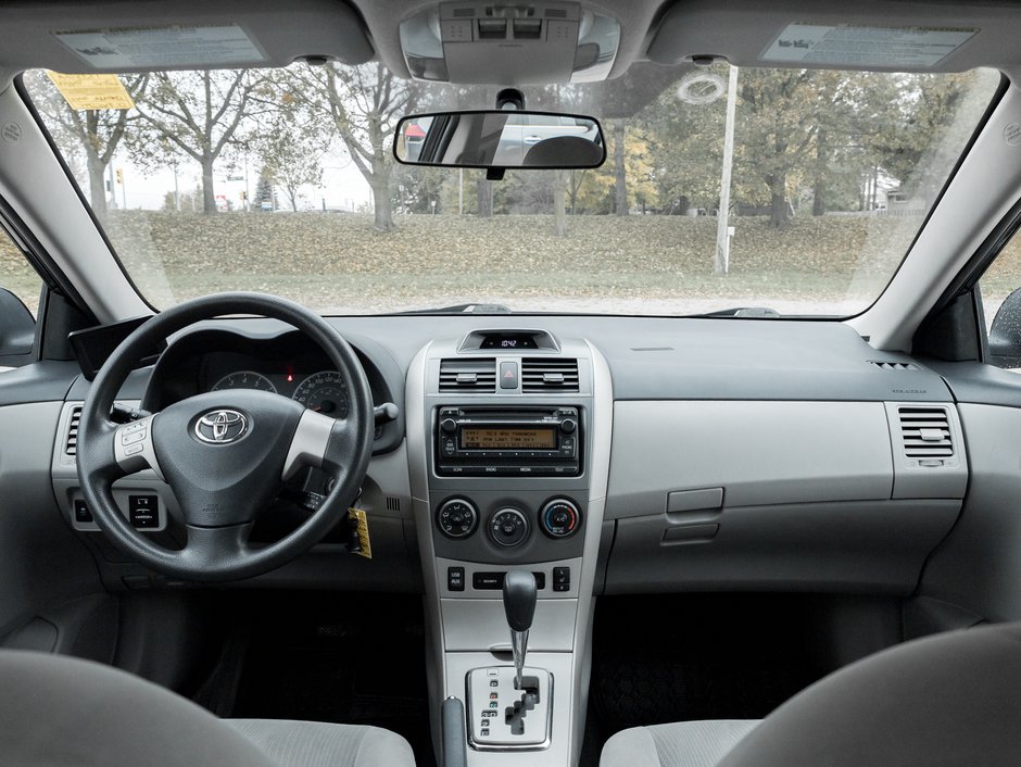 2012 Toyota Corolla 4dr Sdn Auto LE  AS IS  AS TRADED-20