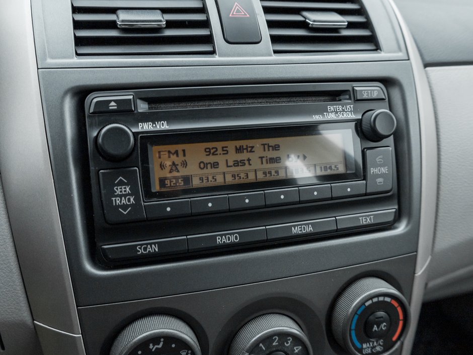 2012 Toyota Corolla 4dr Sdn Auto LE  AS IS  AS TRADED-16