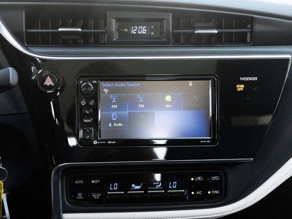 2018 Toyota Corolla iM  HATCHBACK  TRADE IN  LOW KM  SAFETY CERT-21