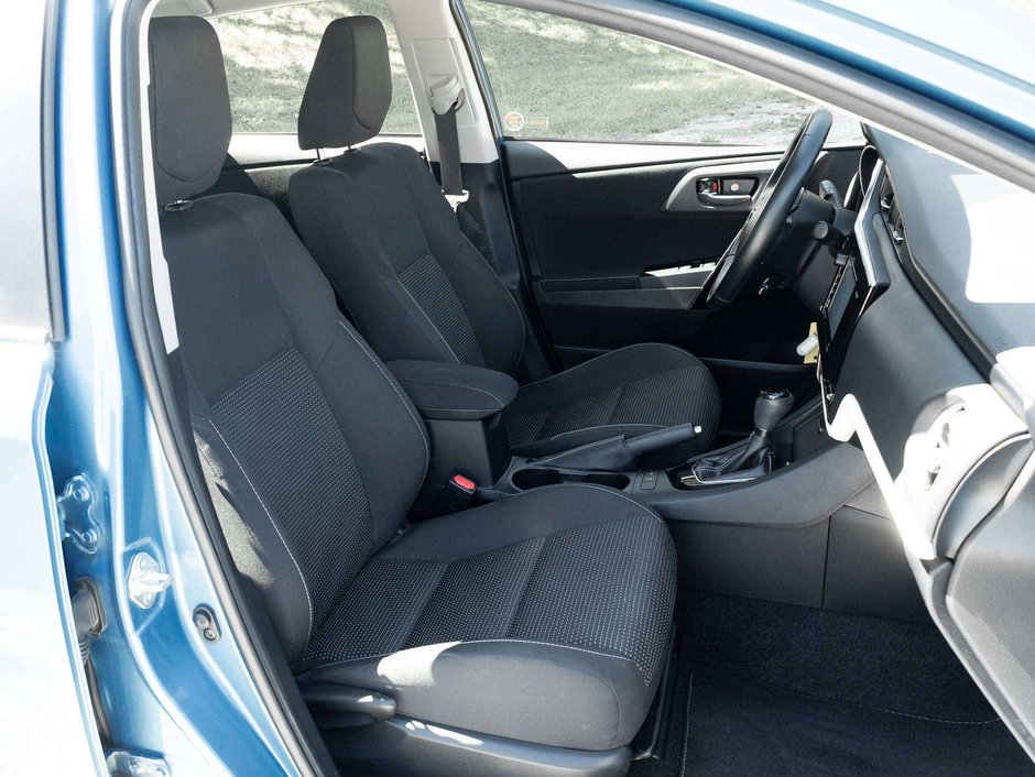 2018 Toyota Corolla iM  HATCHBACK  TRADE IN  LOW KM  SAFETY CERT-18