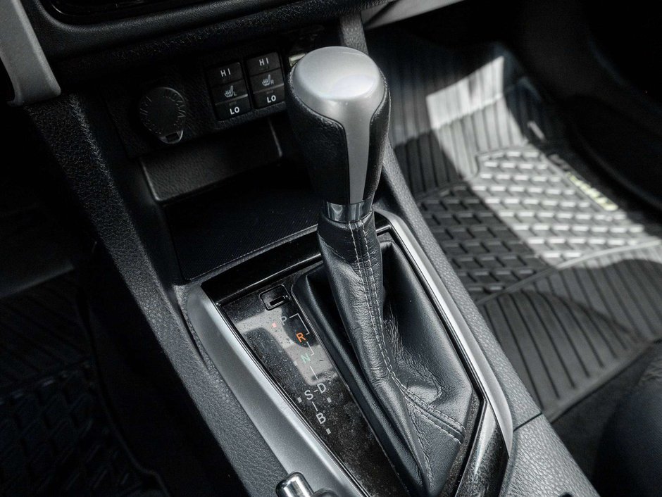 2019 Toyota Corolla LE   SAFETY CERTIFIED   TRADE IN   FINANCING AVAIL-14