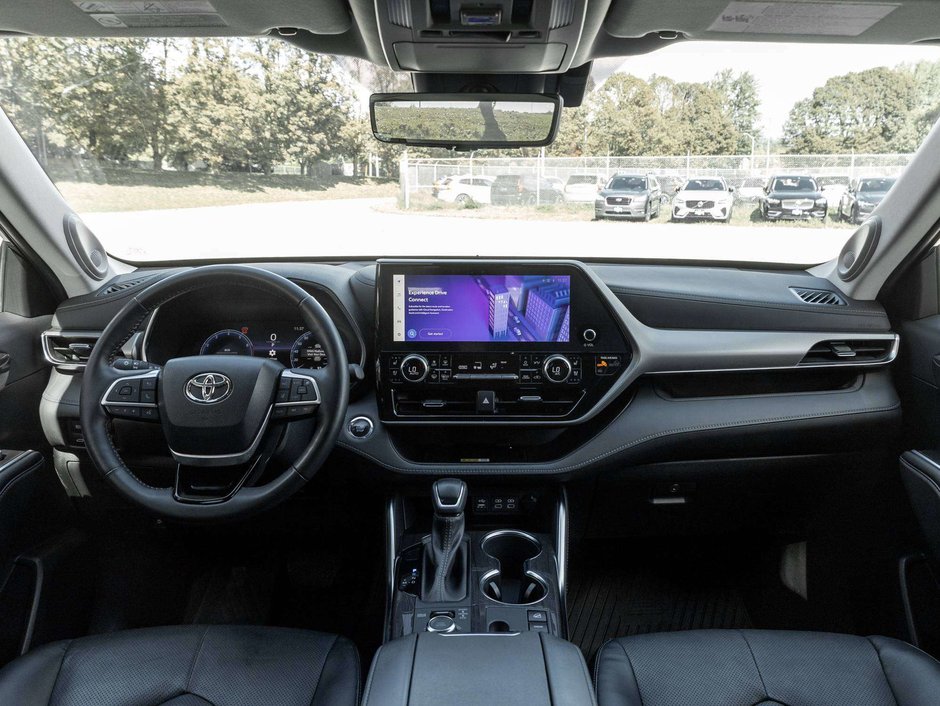 2023 Toyota Highlander LIMITED PLATINUM^Trade In^One Owner^Digital Mirror-29