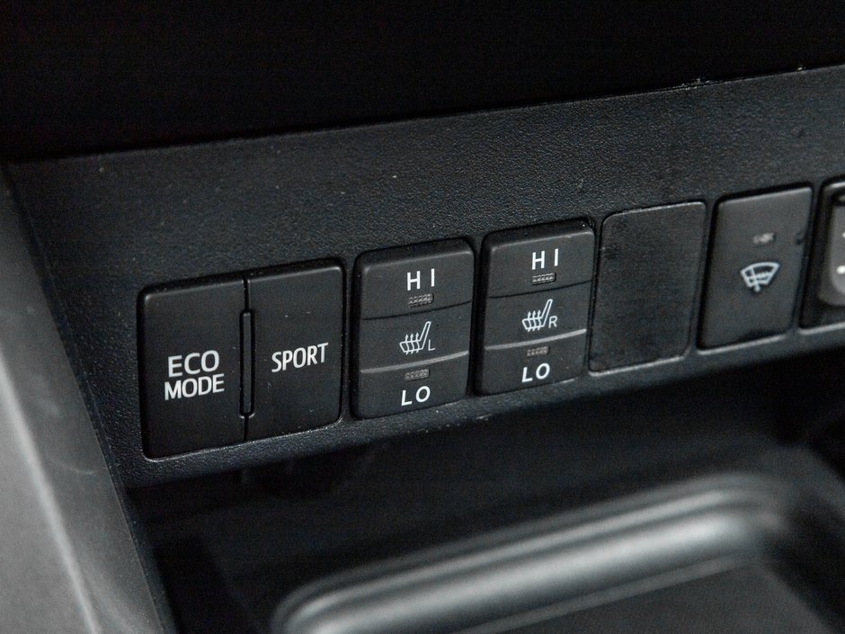 2016 Toyota RAV4 AWD 4dr LIMITED  TRADE IN  NO ACCIDENTS  LIKE NEW-17