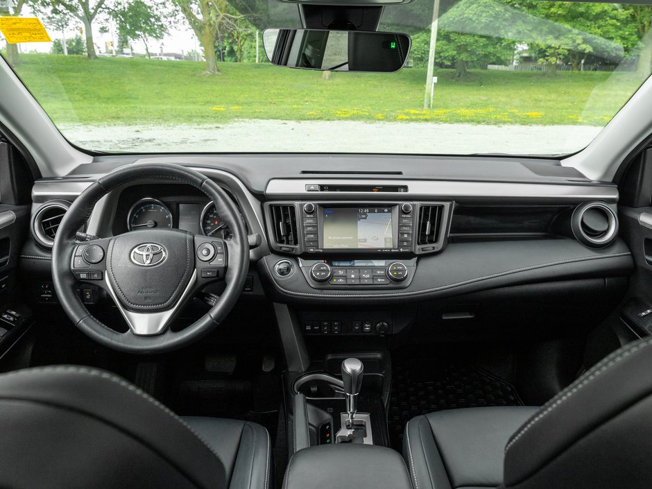 2016 Toyota RAV4 AWD 4dr LIMITED  TRADE IN  NO ACCIDENTS  LIKE NEW-22