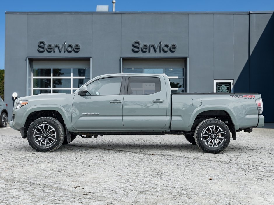 2023 Toyota Tacoma 4x4 Double Cab TRD SPORT PREMIUM LIKE NEW TRADE IN-2