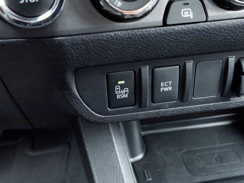 2023 Toyota Tacoma 4x4 Double Cab TRD SPORT PREMIUM LIKE NEW TRADE IN-16