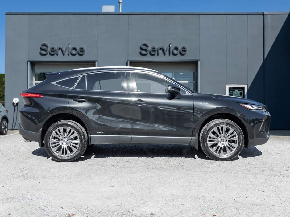 2021 Toyota Venza XLE HYBRID AWD  ONE OWNER  TRADE IN  SAFETY CERT-4