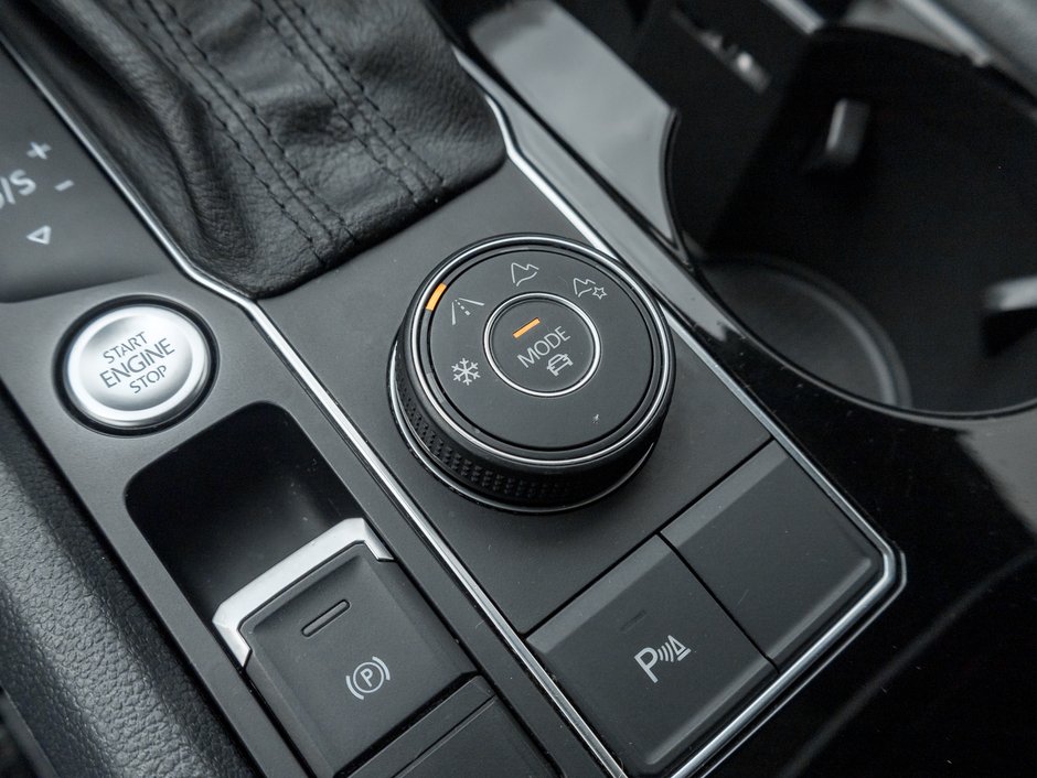 Volkswagen Atlas Execline 3.6 FSI 4MOTION  TRADE IN  R-LINE 2018-16