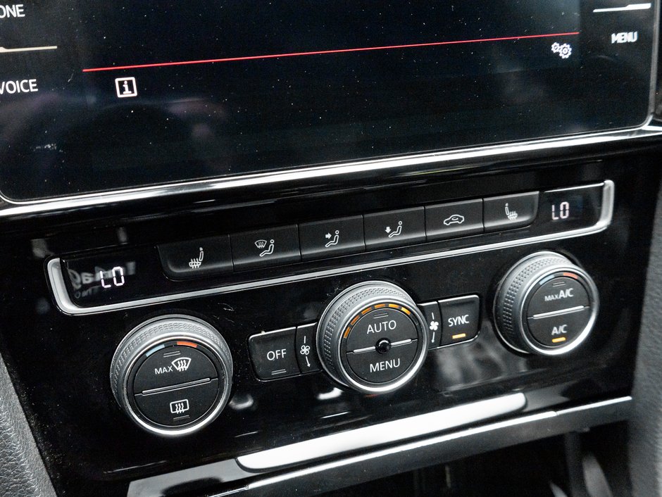 2018 Volkswagen Golf GTI Autobahn MANUAL  LOW MILEAGE  TRADE IN-16