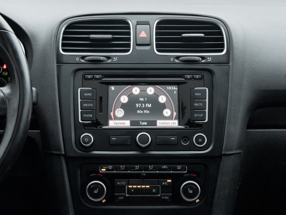 Volkswagen Golf Wagon 4dr TDI DSG Wolfsburg Edition   AS IS 2014-21