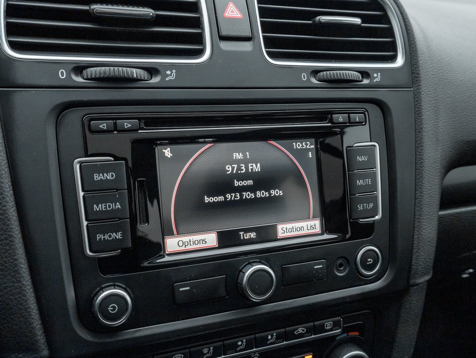 Volkswagen Golf Wagon 4dr TDI DSG Wolfsburg Edition   AS IS 2014-16