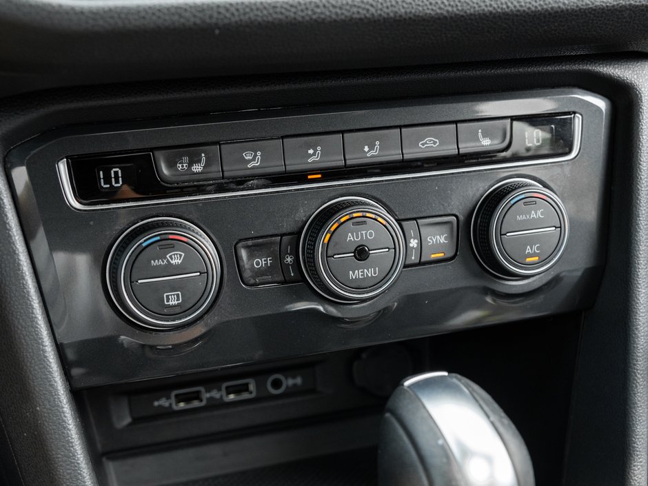 Volkswagen Tiguan Highline 4MOTION  R-LINE  TRADE IN  SAFETY CERT 2020-19
