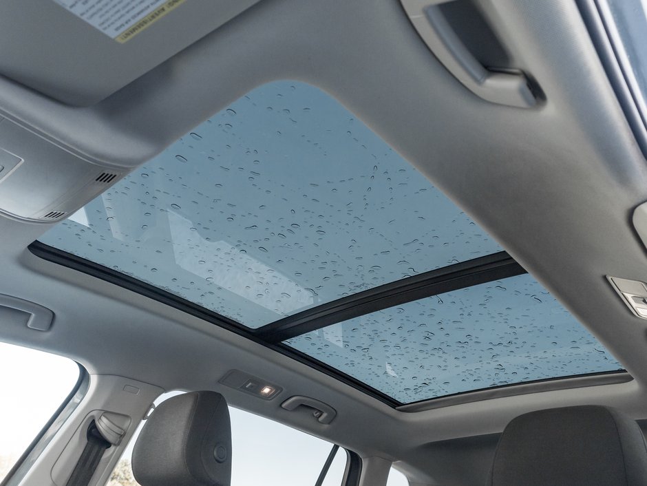 2021 Volkswagen Tiguan United 4MOTION   ONE OWNER   SAFETY CERTIFIED-18