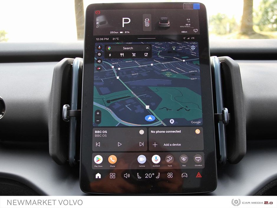 2025 Volvo EX30 Single Motor Extended Range RWD Plus-21